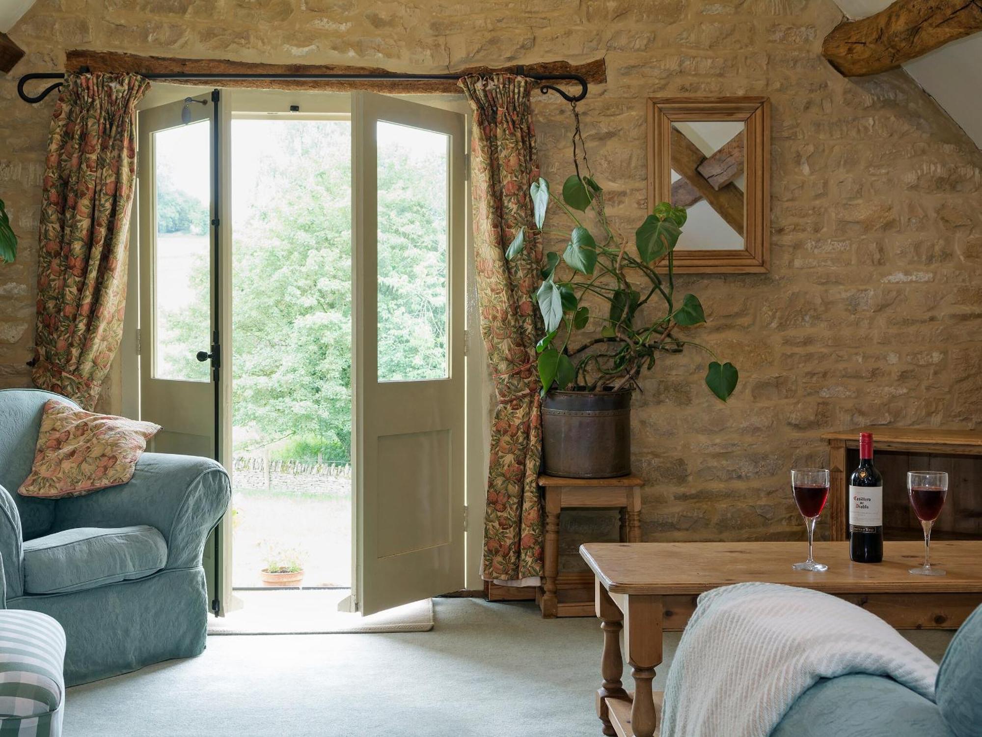 Flowers Barn Daglingworth 외부 사진
